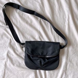 Lululemon crossbody bag